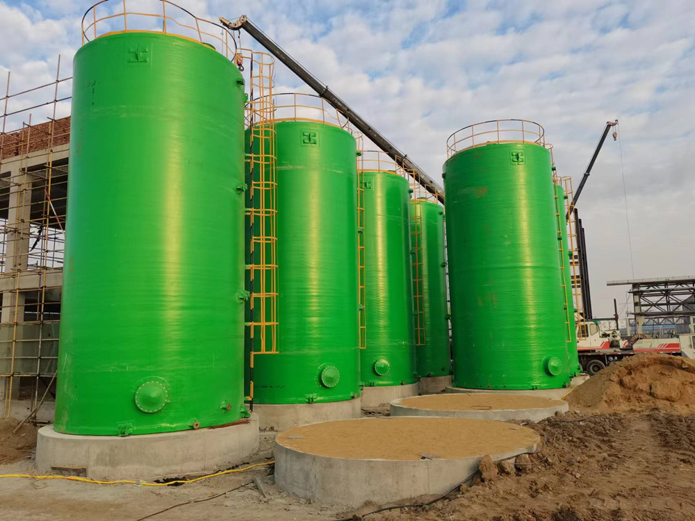 Fiberglass acid-base storage tank