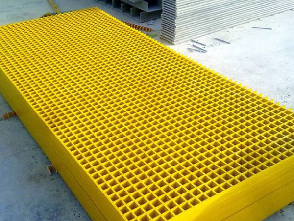 Shengbao FRP Grille: A Durable and Safe Industrial Flooring Solution